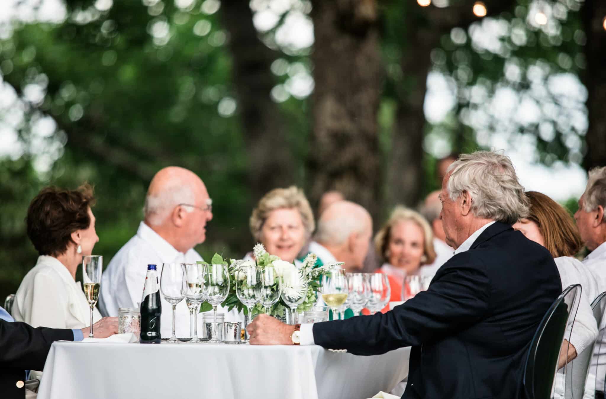 Y'all Come Over: Charming Your Guests with New Recipes, Heirloom Treasures, and True Southern Hospitality main image 1